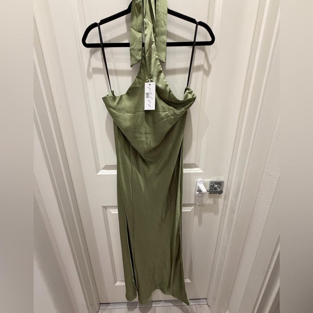 Petal & Pup Grasie Midi Dress